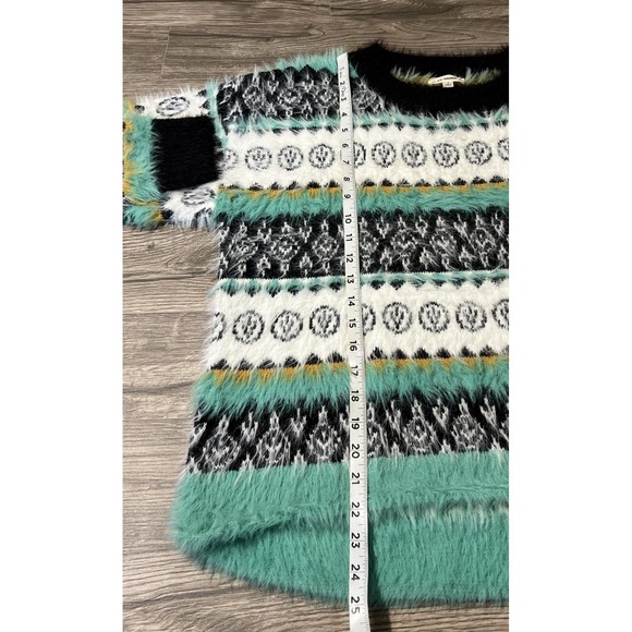 ee: some Women's Fair Isle Geometric Teal/Black/White Fuzzy Sweater Size Small - Picture 8 of 10